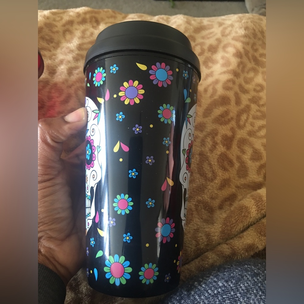 NWOT Adorable multi-colored sugar skull coffee cup travel mug - Picture 3 of 5